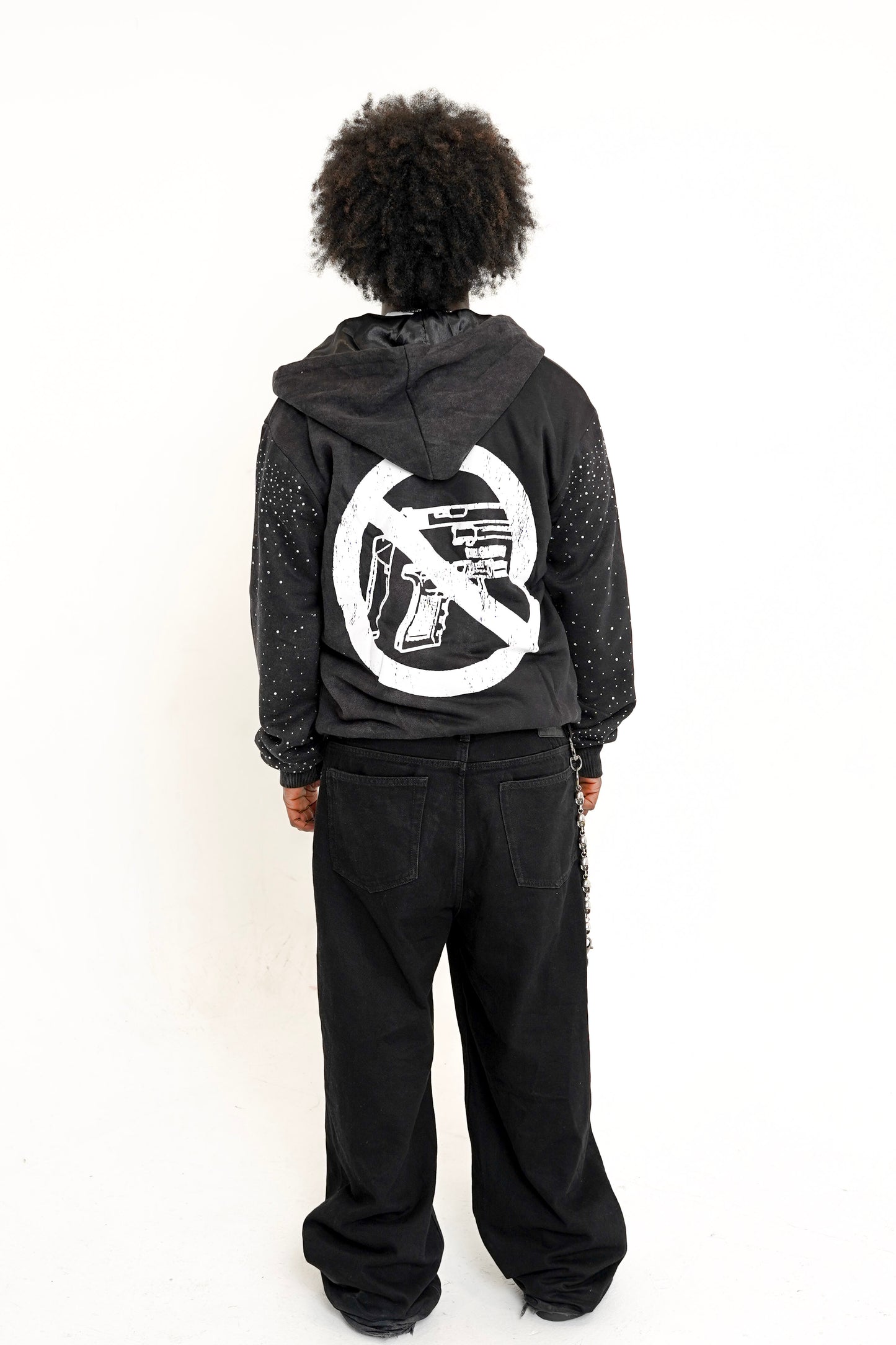 NO WEAPON ALLOWED ZIP UP- BLACK